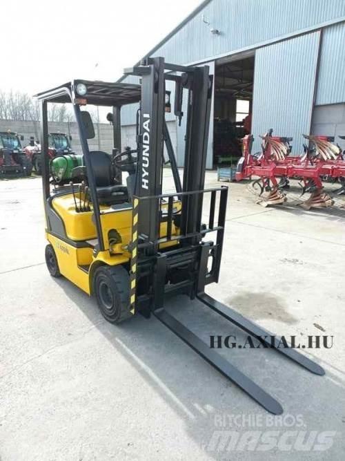 Hyundai 15L-7M Utilaje agricole - Altele