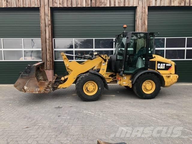 CAT 906 H 2 Incarcator pe pneuri