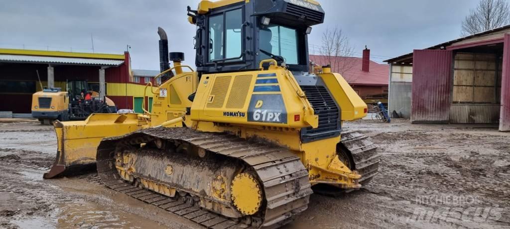 Komatsu D 61 PXI-24 Buldozere pe senile
