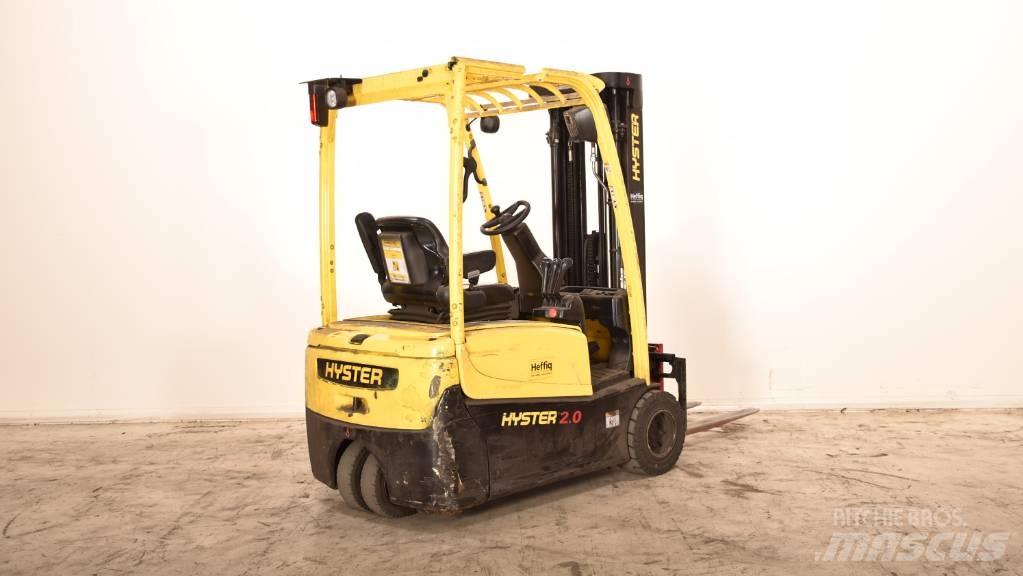 Hyster J2.0XNT Stivuitor electric