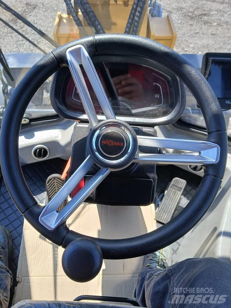 Everun ER 2500 Încarcatoare cu excavator