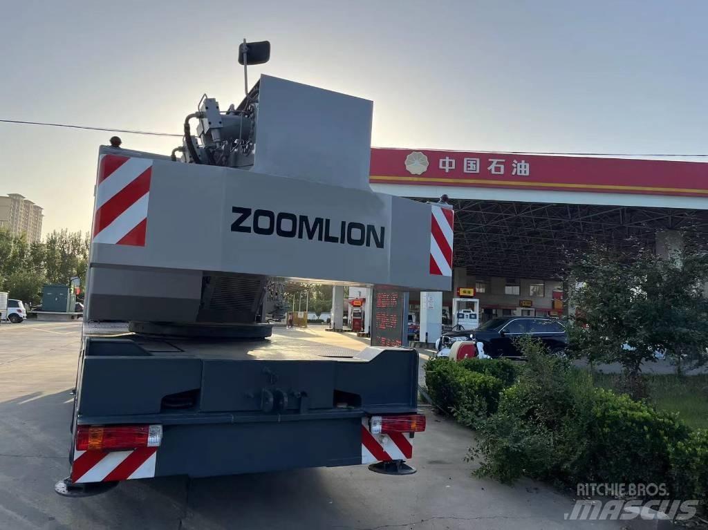 Zoomlion QY25V Macara pentru orice teren