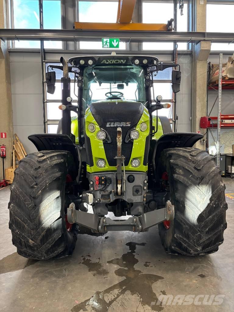 CLAAS Axion 830 CIS Tractoare