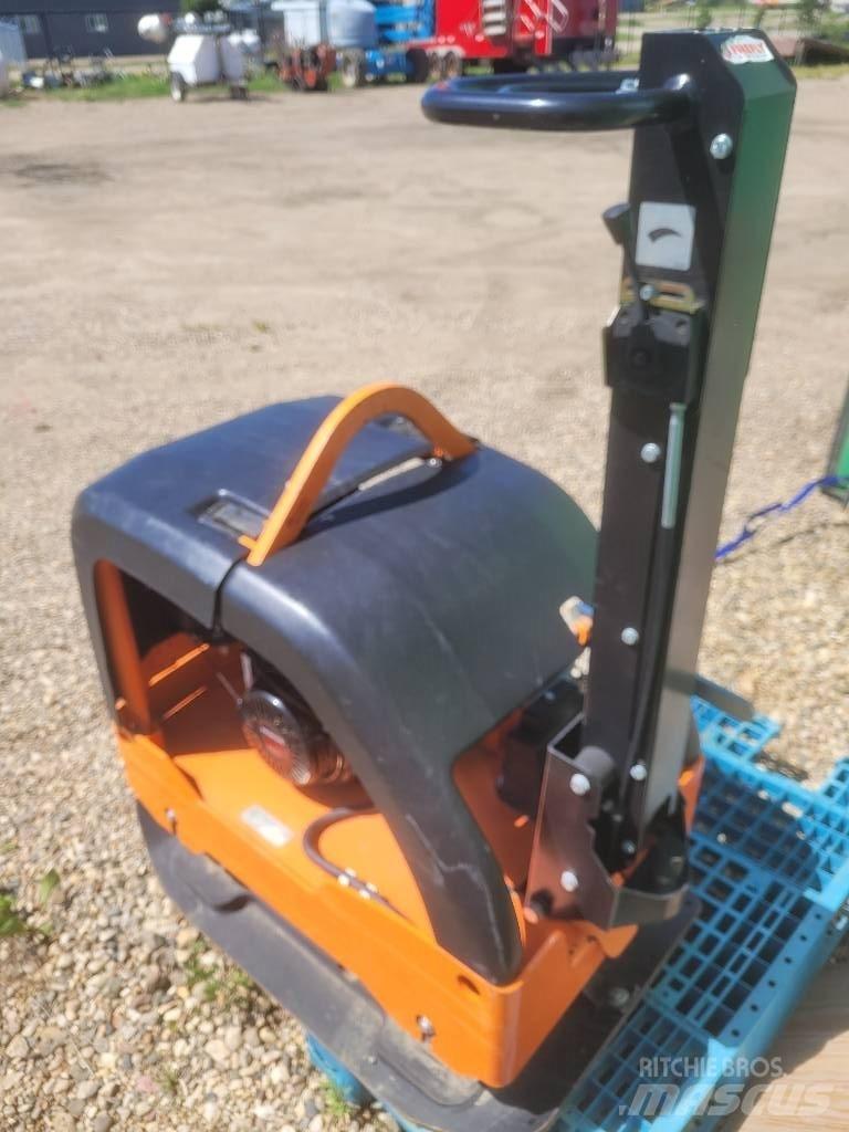 Atlas Copco RP400 Cilindri compactori tractabili cu vibratii