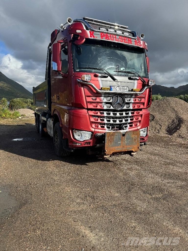 Mercedes-Benz Arocs Autobasculanta