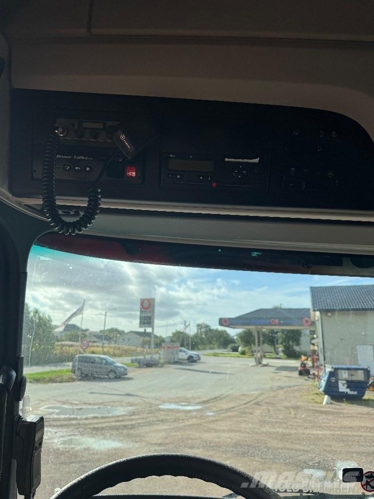 Mercedes-Benz Arocs Autobasculanta