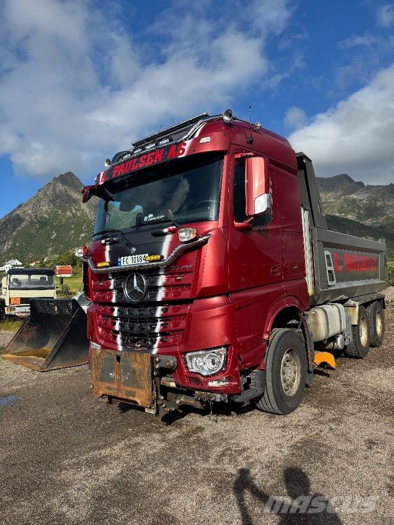 Mercedes-Benz Arocs Autobasculanta