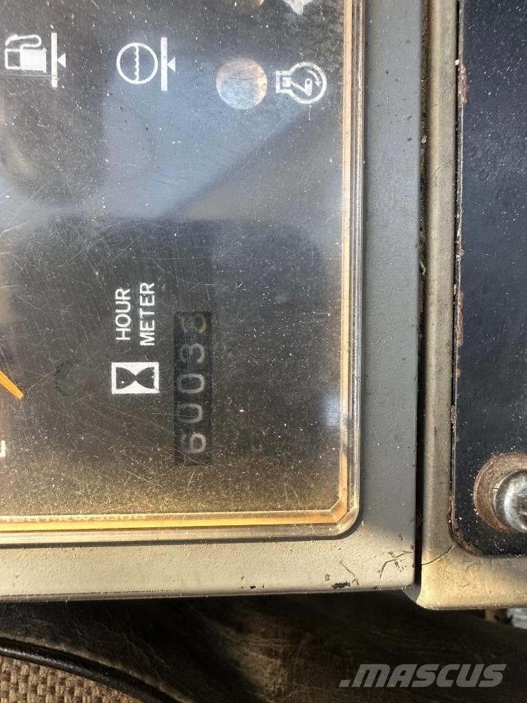 Kobelco K 904-II Excavatoare pe șenile
