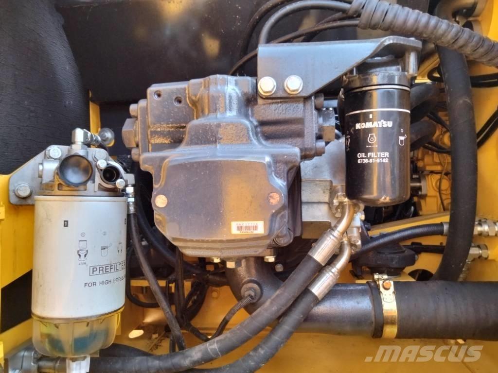 Komatsu PC 240 Excavatoare pe șenile
