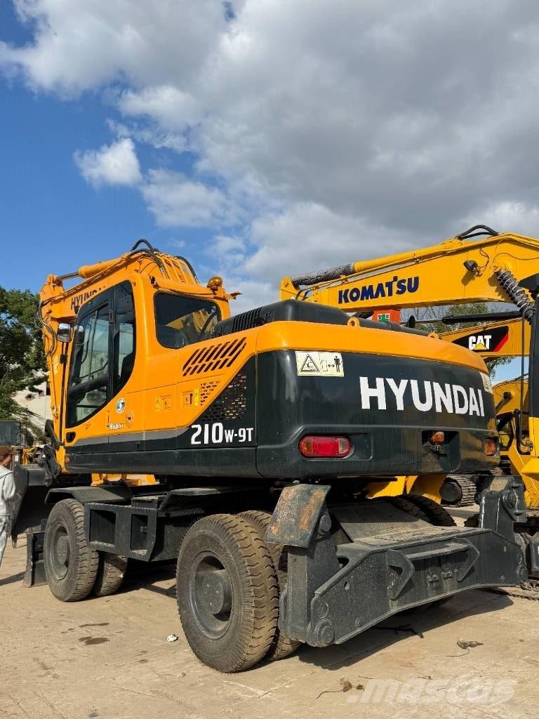 Hyundai 210w Excavatoare cu roti