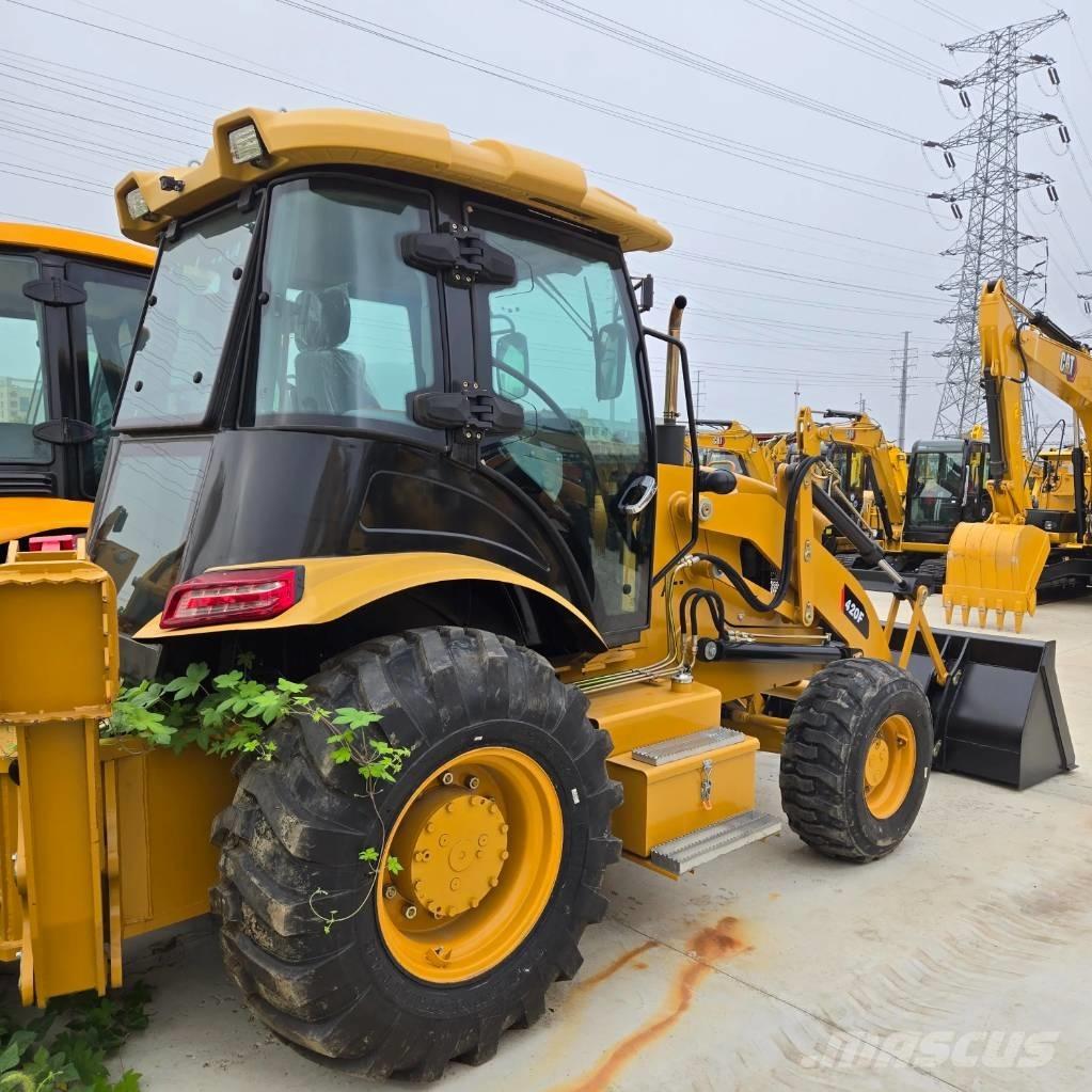 CAT 420F Buldoexcavatoare