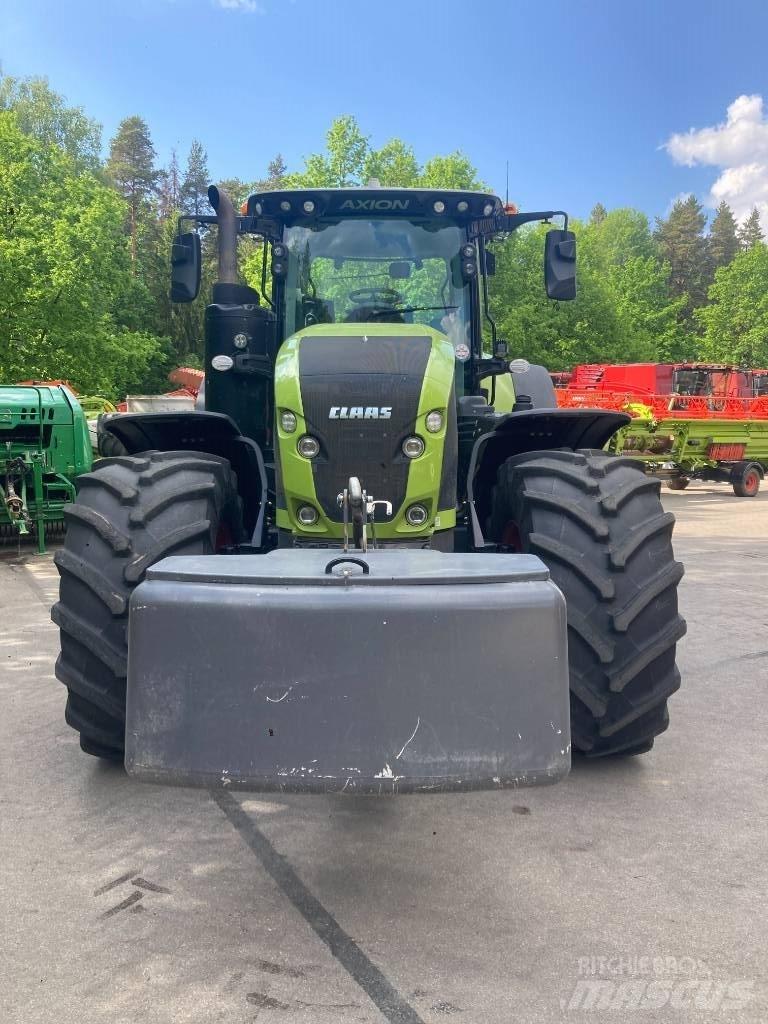 CLAAS Axion 960 Tractoare