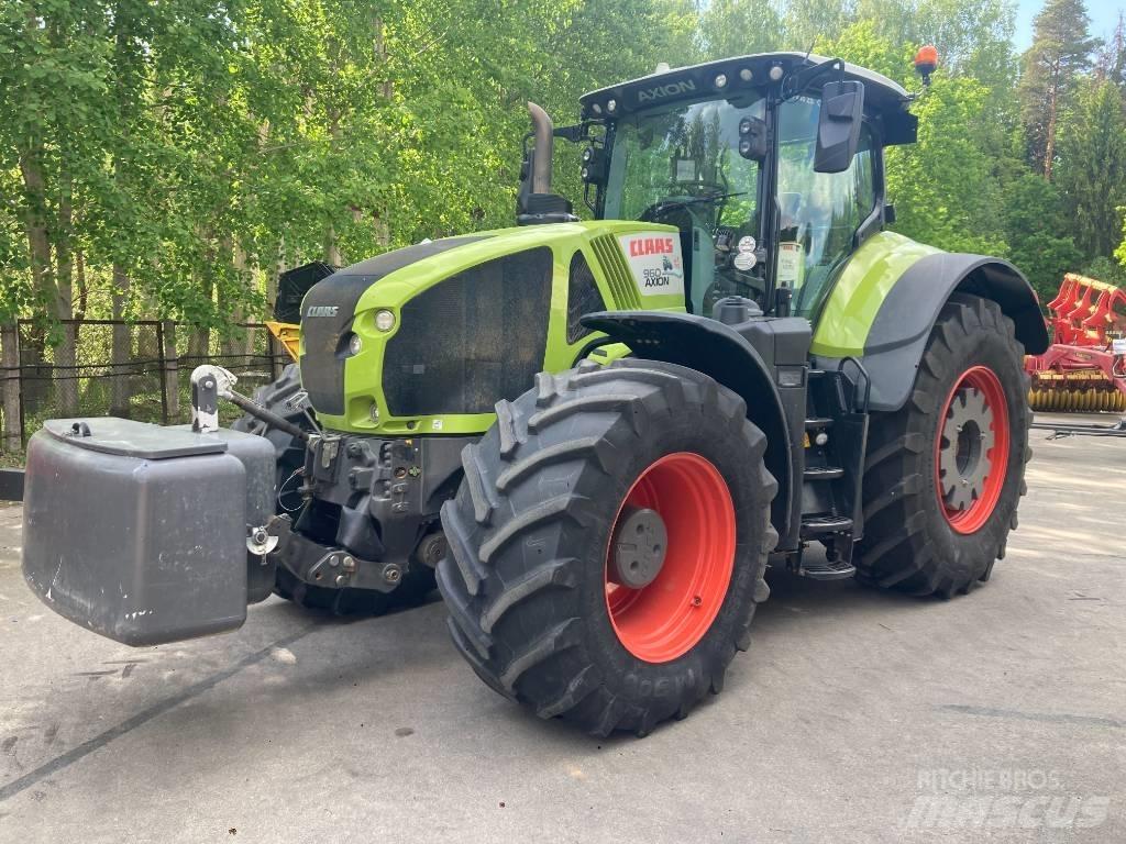 CLAAS Axion 960 Tractoare