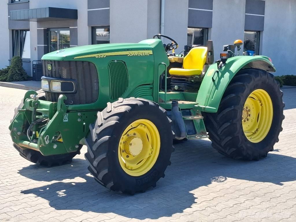 John Deere 6320 Tractoare