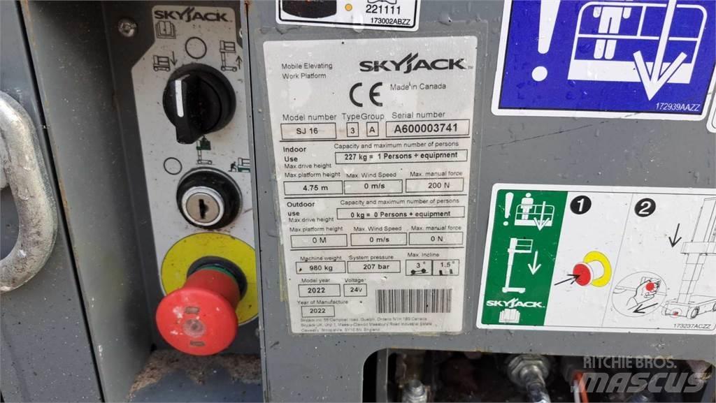 SkyJack SJ16 Alte ascensoare si platforme