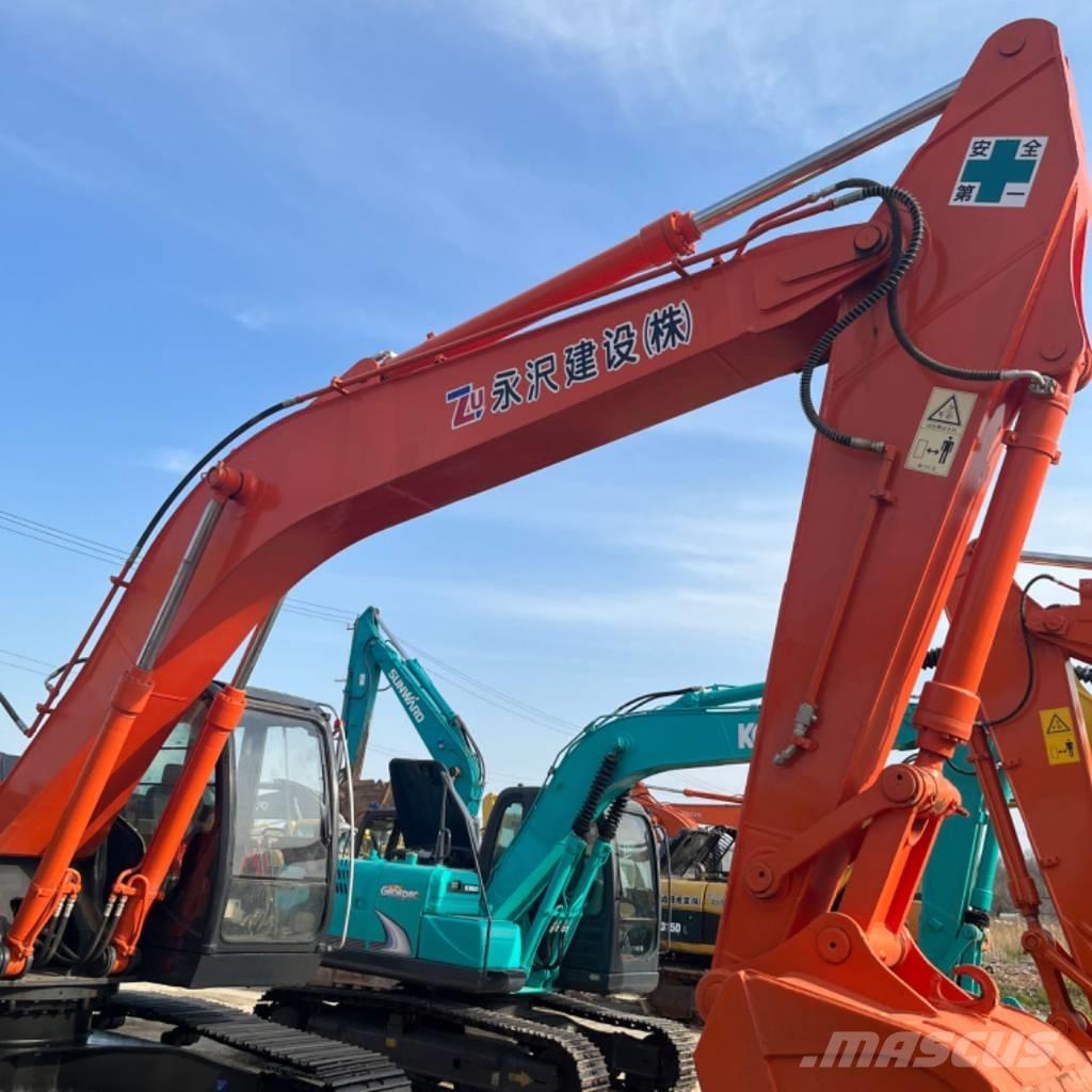 Hitachi ZX 240 Excavatoare pe șenile
