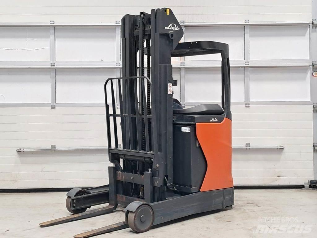 Linde R16-01 Stivuitor cu catarg retractabil