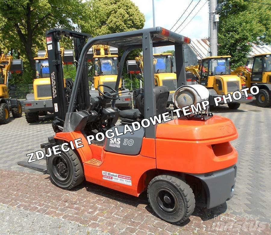 Toyota 02-7FGF30 Stivuitor GPL