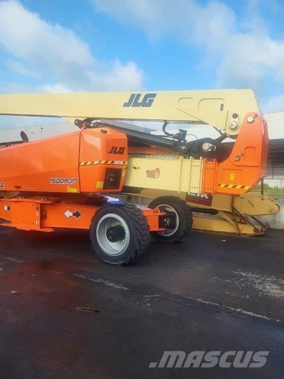JLG 1500AJP Nacele cu brat articulat