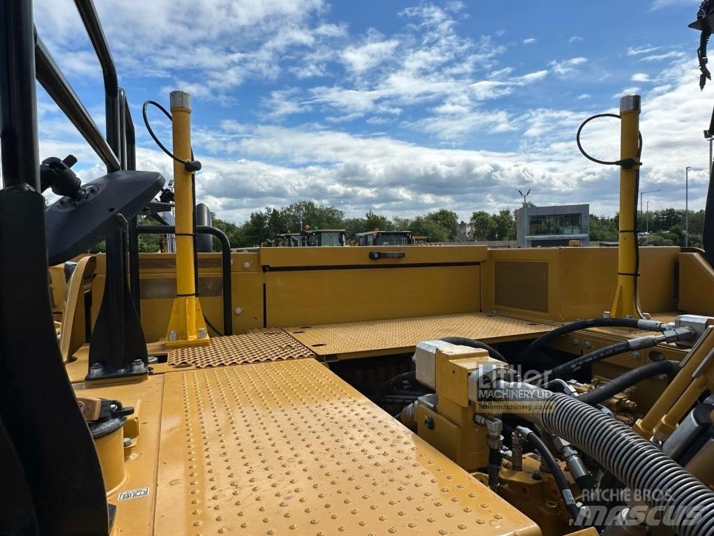 CAT 340 Excavatoare pe șenile
