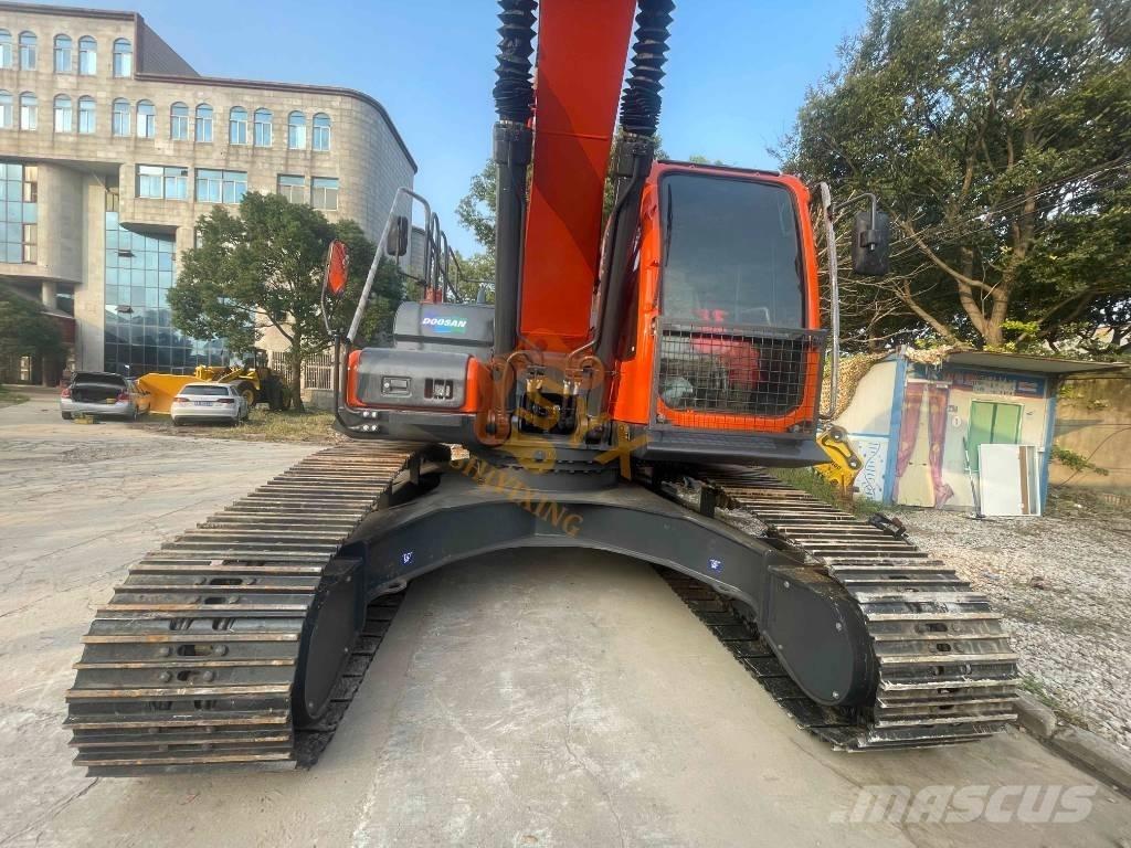 Doosan DX300LC-9C Excavatoare pe șenile
