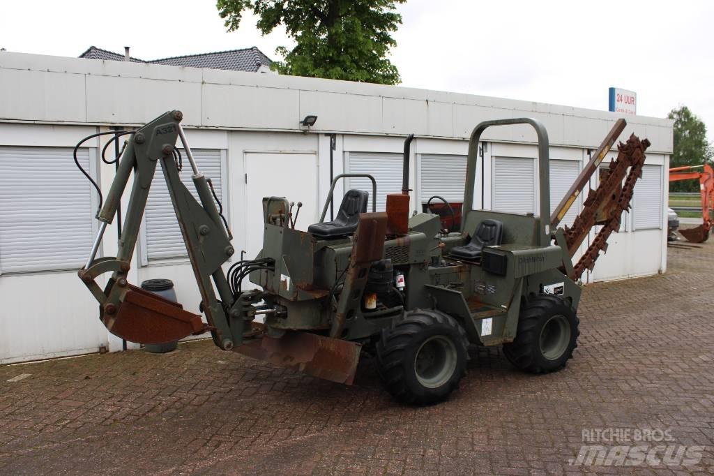 Ditch Witch 3210 Excavatoare de santuri