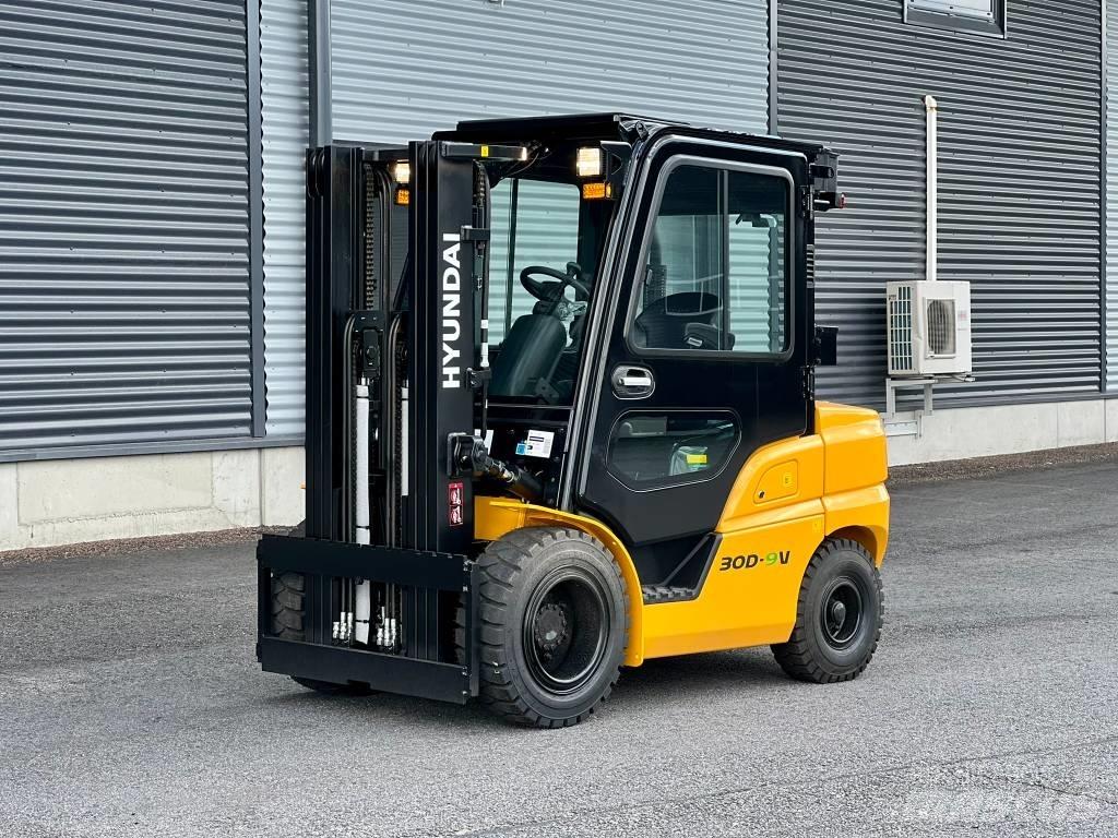 Hyundai 30D-9V Stivuitor diesel