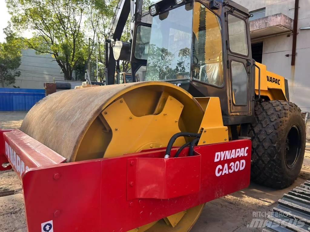 Dynapac CA 30 D Compactoare monocilindrice