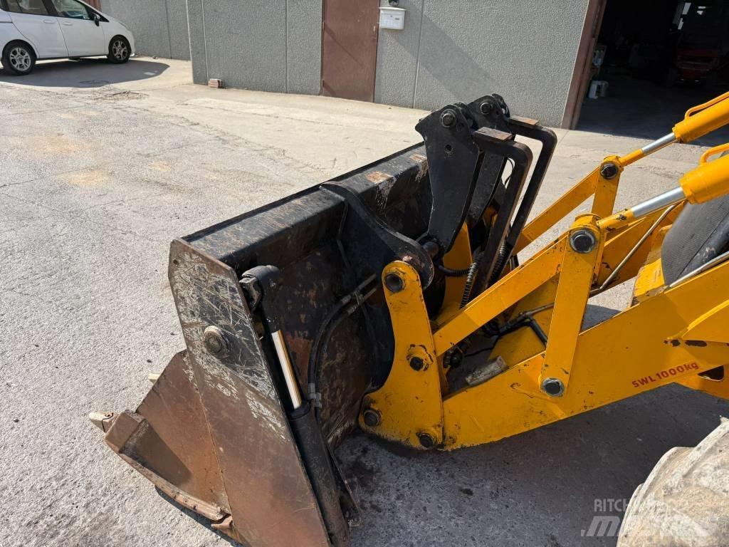 JCB 3 CX Buldoexcavatoare