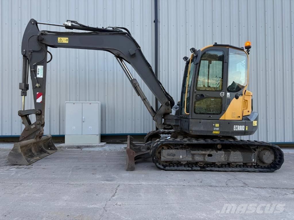 Volvo ECR 88 D Excavatoare 7t - 12t