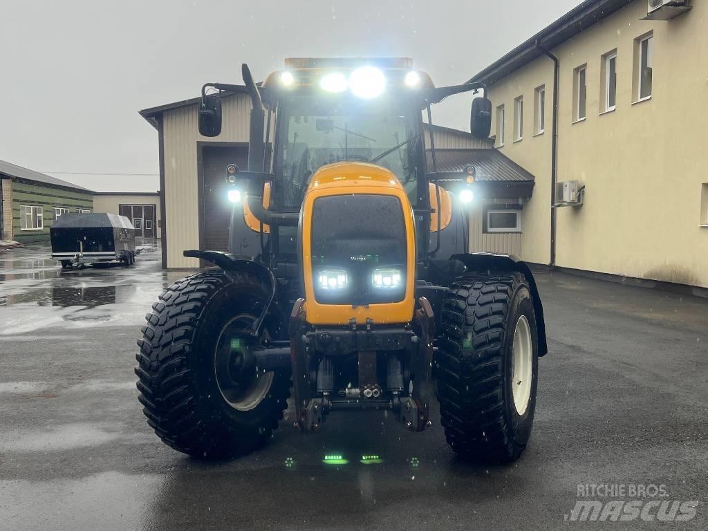 Valtra M 150-4 Tractoare