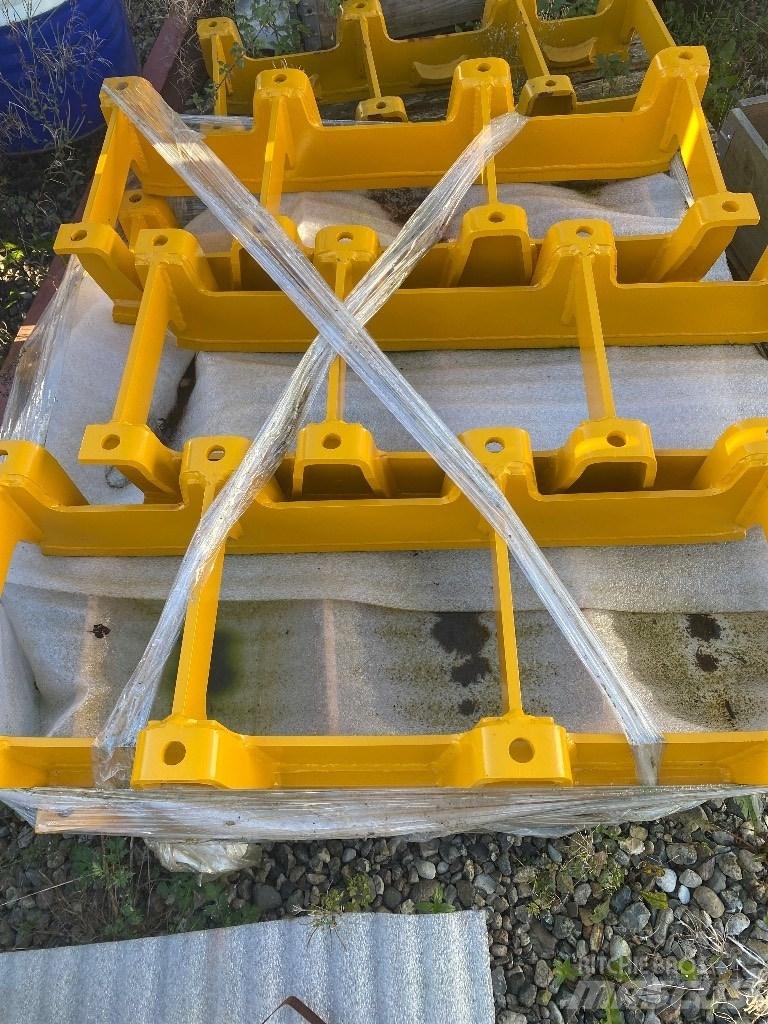 Komatsu D65PX Buldozere pe senile