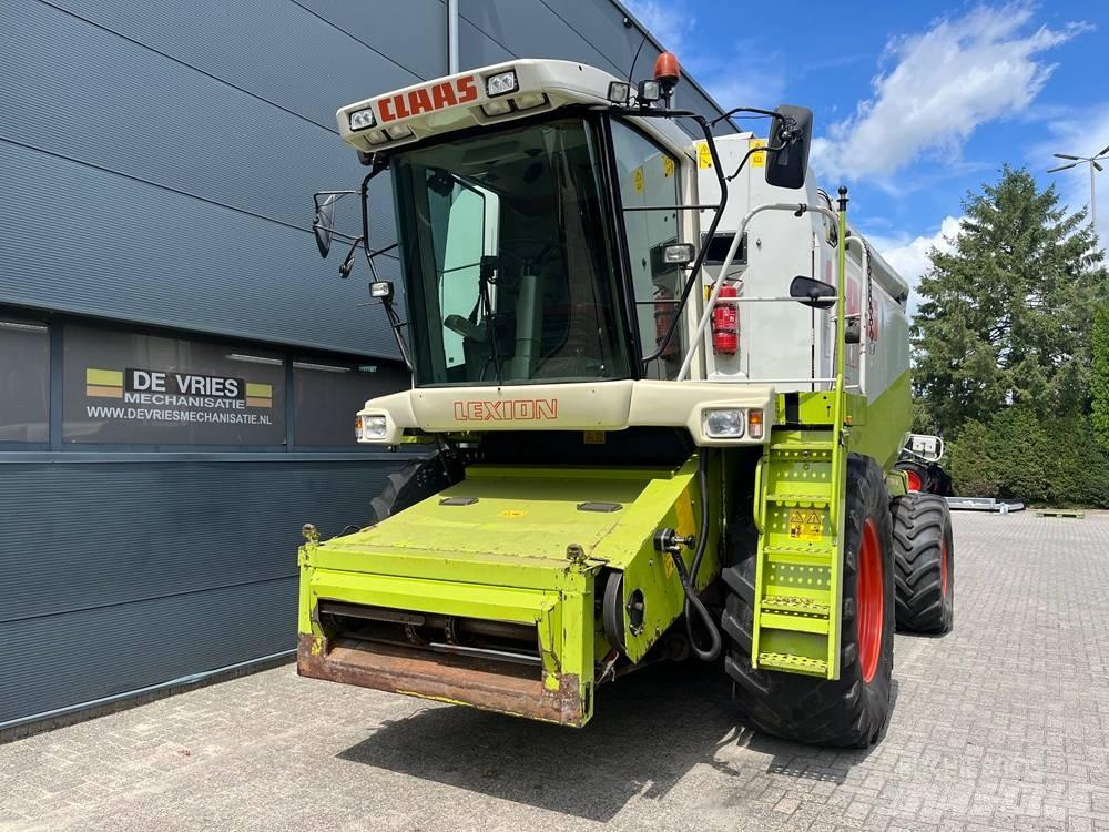 CLAAS Lexion 450 Combine de secerat