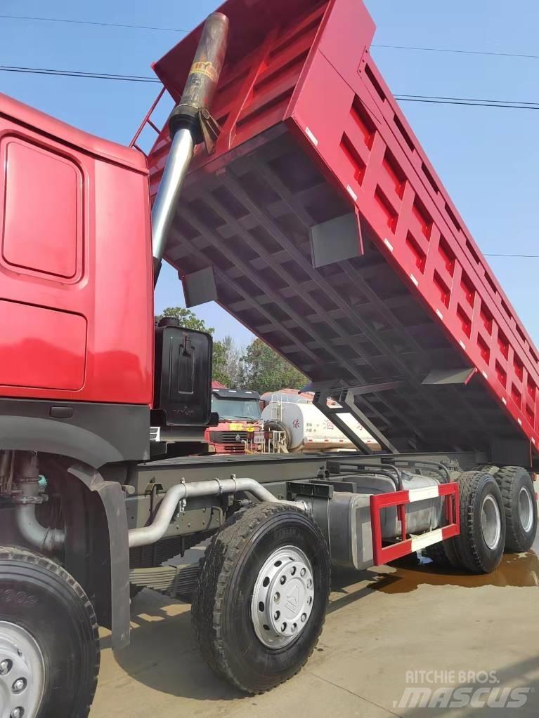 Howo 371 8x4 Autobasculanta
