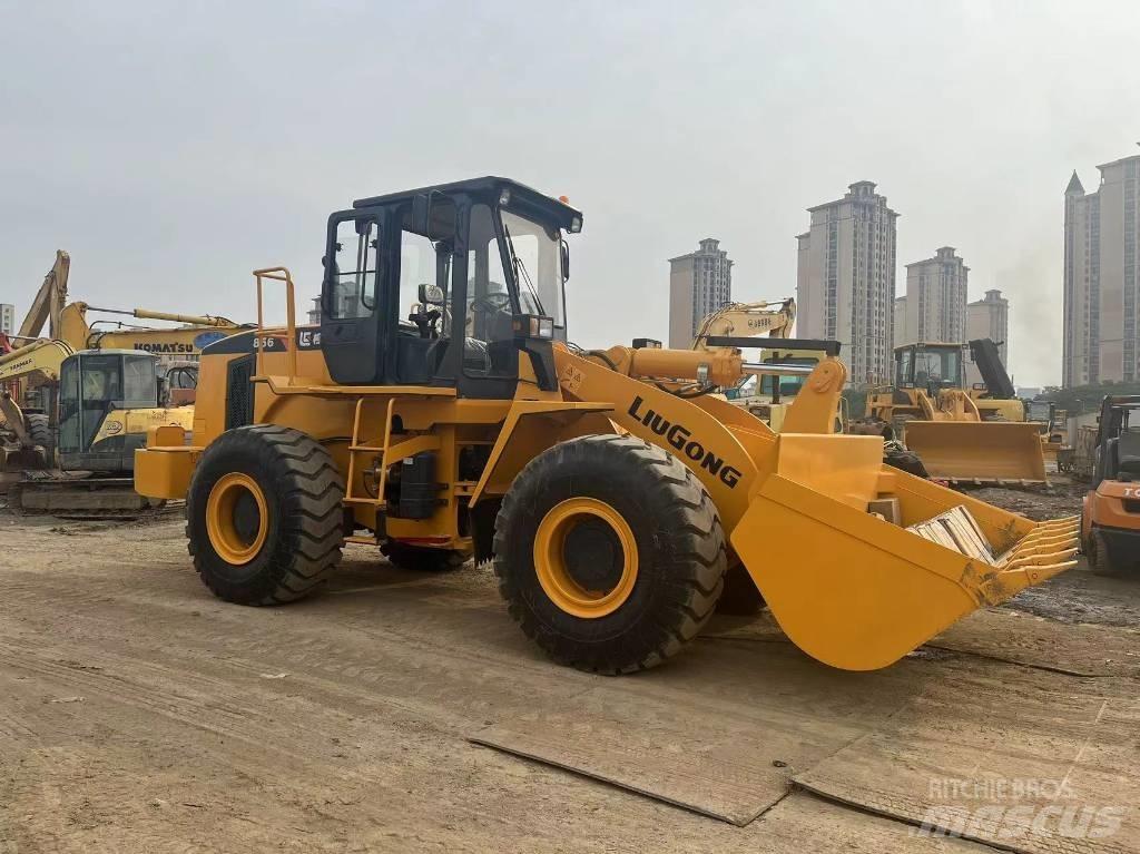 LiuGong 856 Incarcator pe pneuri