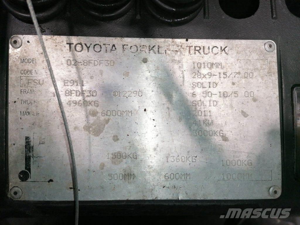 Toyota 02-8FDF30 Stivuitor diesel