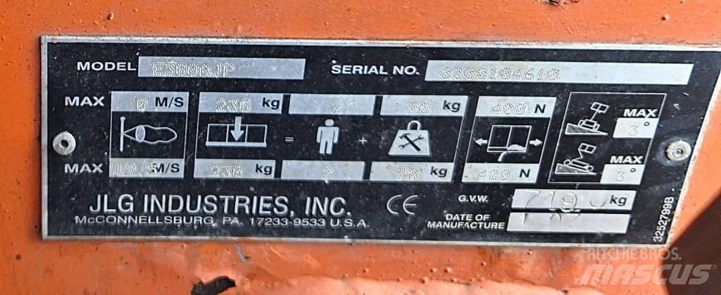 JLG E 300 AJP Nacele cu brat articulat