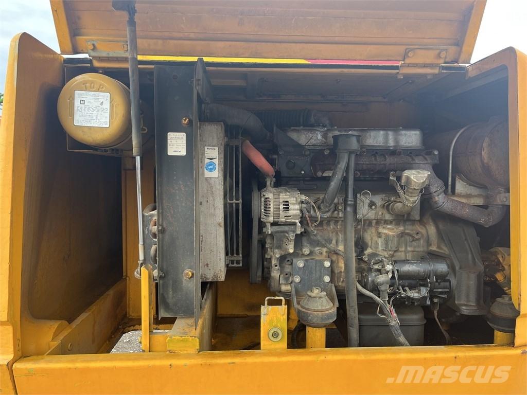 Aichi SR 182 Nacele cu brat telescopic