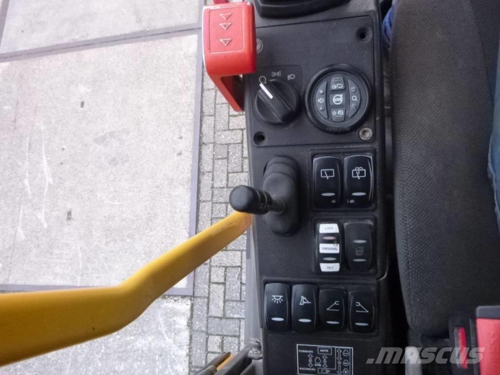 Volvo EW 210 D Excavatoare cu roti