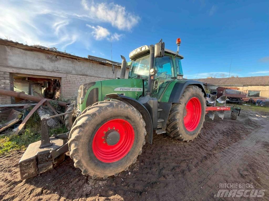 Fendt 820 Tractoare
