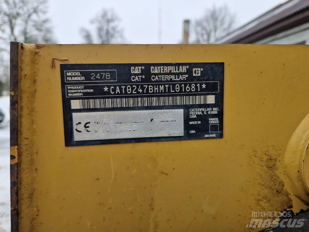 CAT 247 B Încarcatoare cu excavator