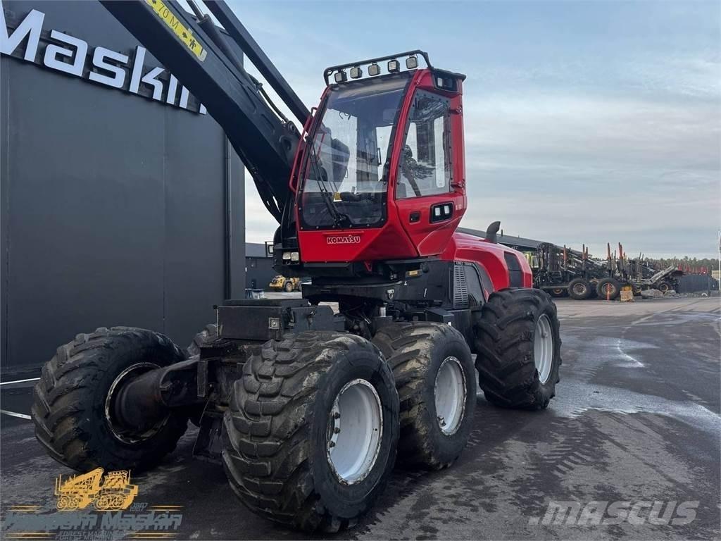Komatsu 911 Combine forestiere