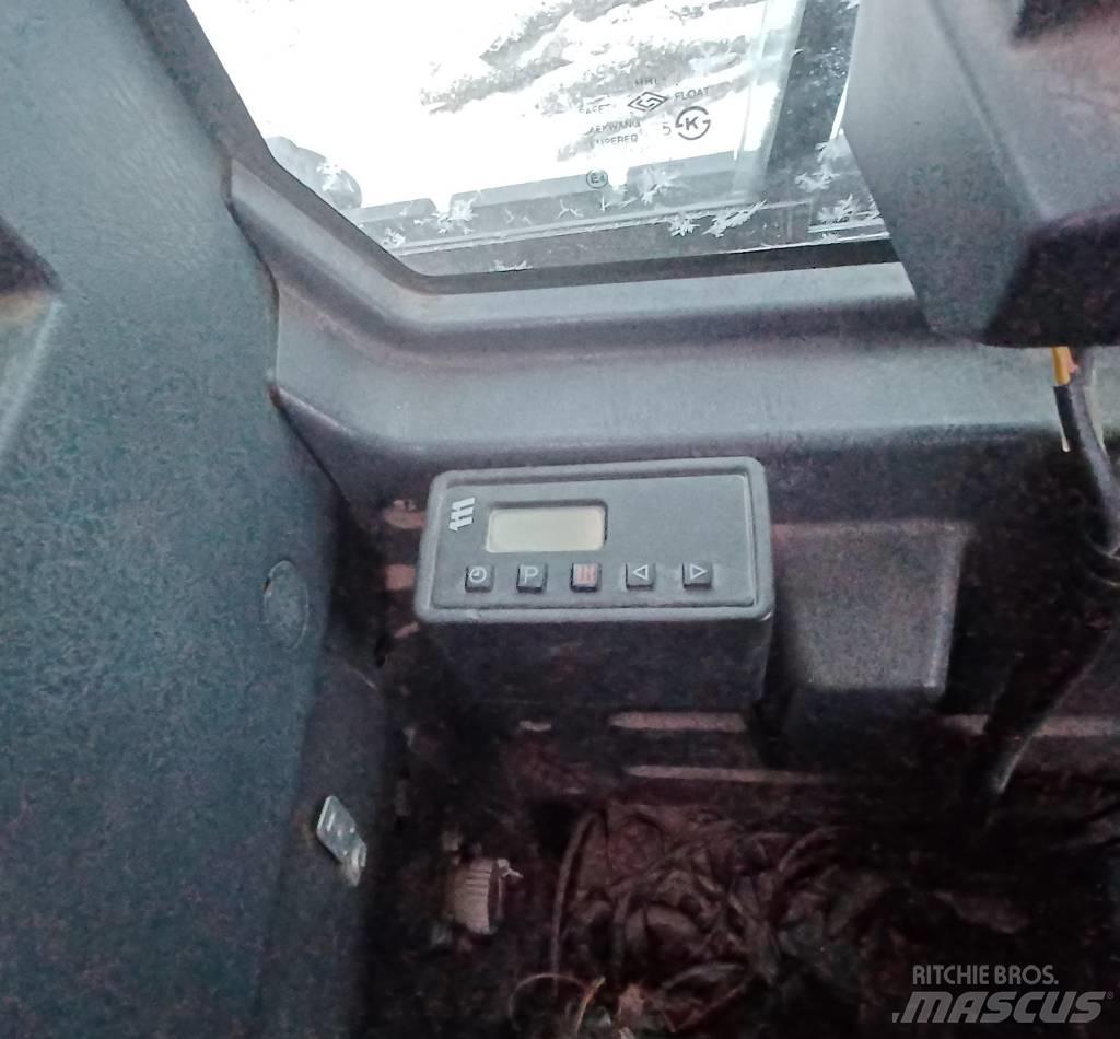 Hyundai HX 235 LCR Excavatoare pe șenile
