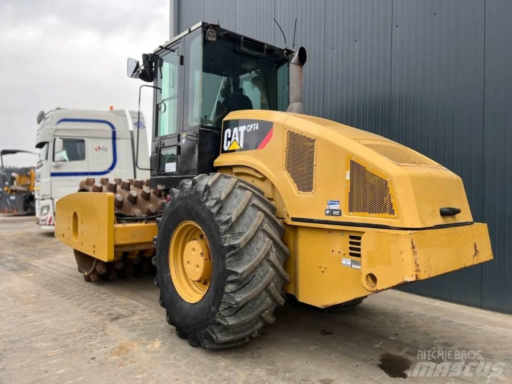 CAT CP74 Compactoare monocilindrice