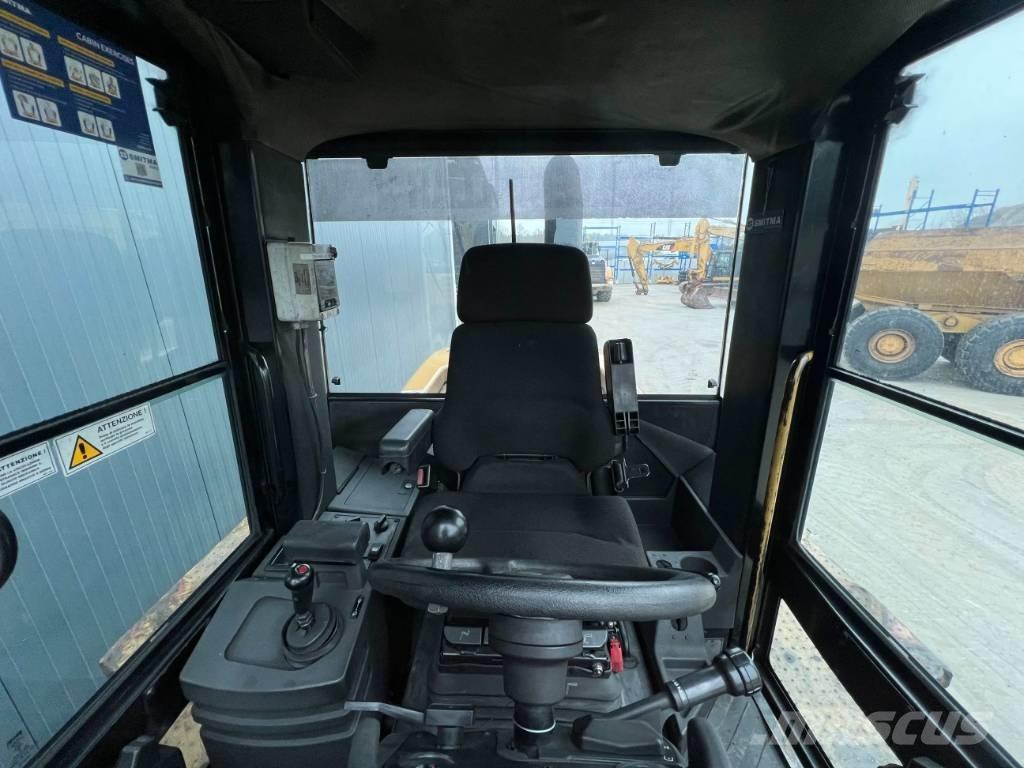 CAT 938G Incarcator pe pneuri