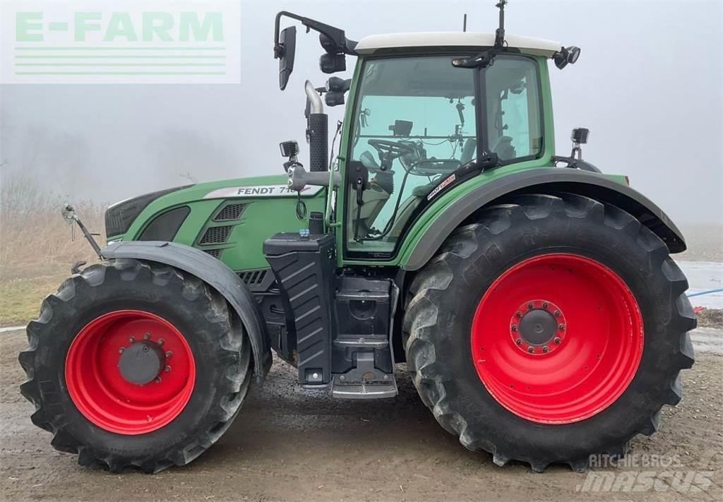 Fendt Vario 718 Tractoare