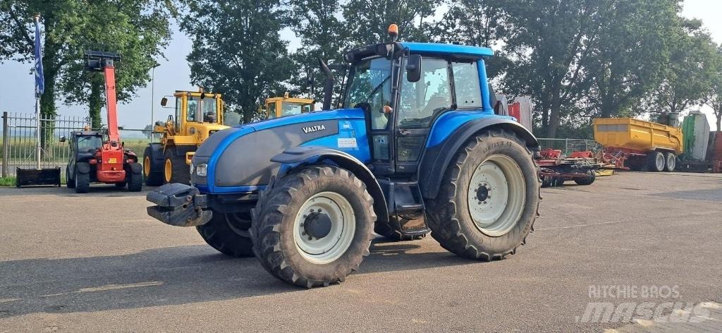 Valtra T160 Tractoare