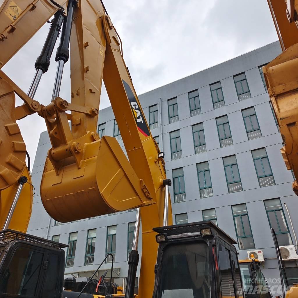 CAT 325 D Excavatoare pe șenile
