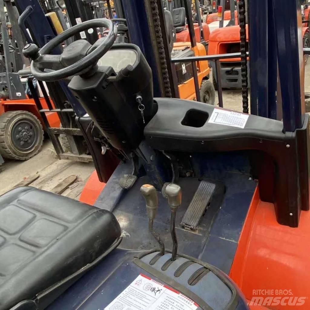 Heli H2000 30 Stivuitor diesel