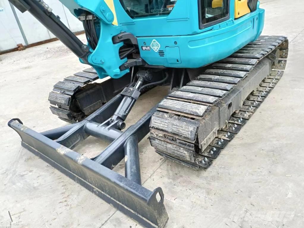 Kubota 155 Excavatoare pe șenile
